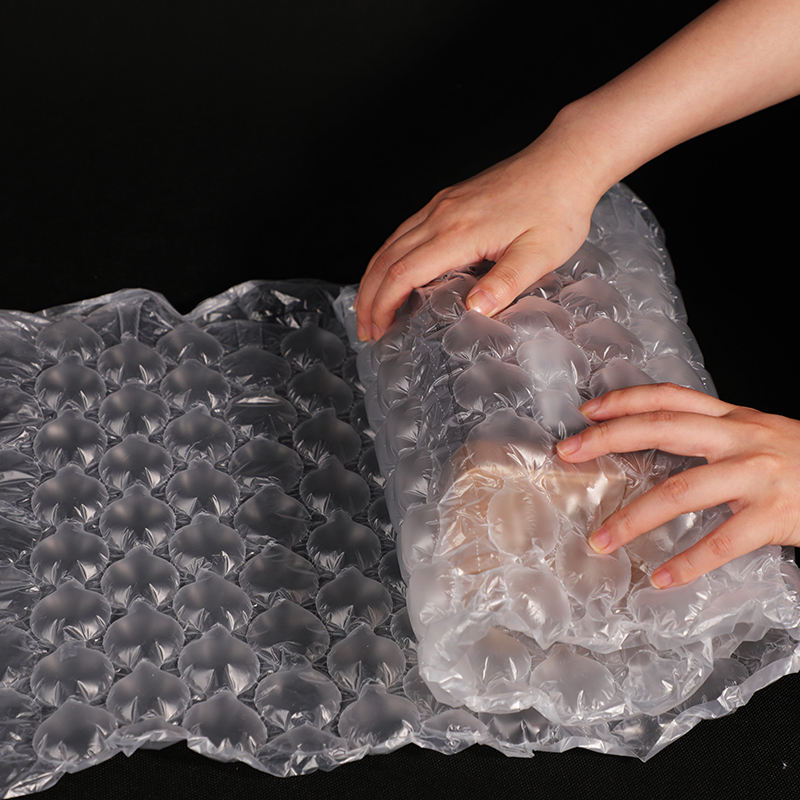 Túi khí chèn lót thùng carton giúp chống sốc và lấp khoảng trống